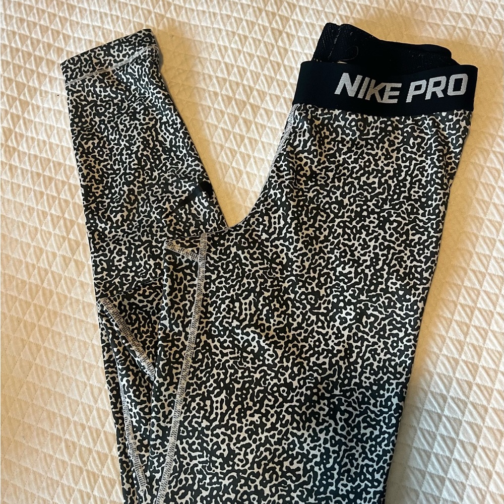 Nike Pro Leggings